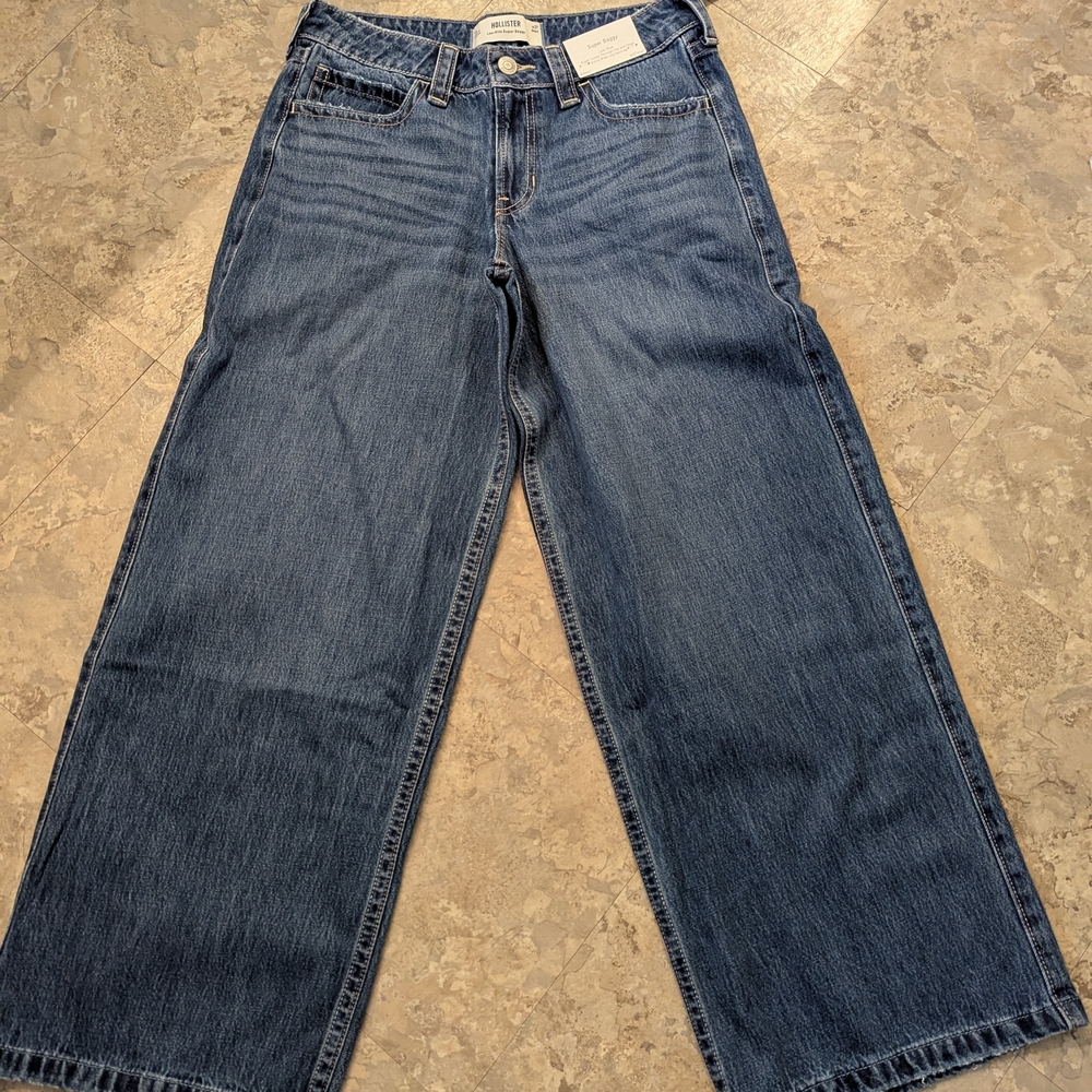 Wide-Leg Blue Jeans